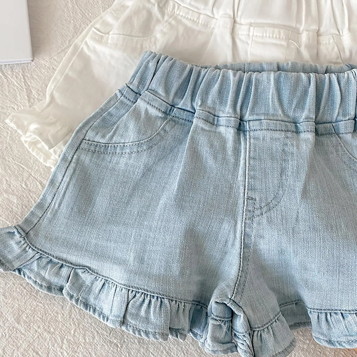 Girls Denim Shorts Summer Elastic Waist Wash Denim Flared Short Pants Causal Ruffle Jean Shorts with Pockets