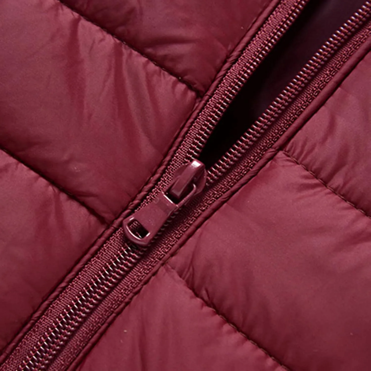 Lightweight Puffer Jacket Men with Hood Packable Down Jacket Zip up Padded Coat Quilted Insulated Jacket Winter Coat