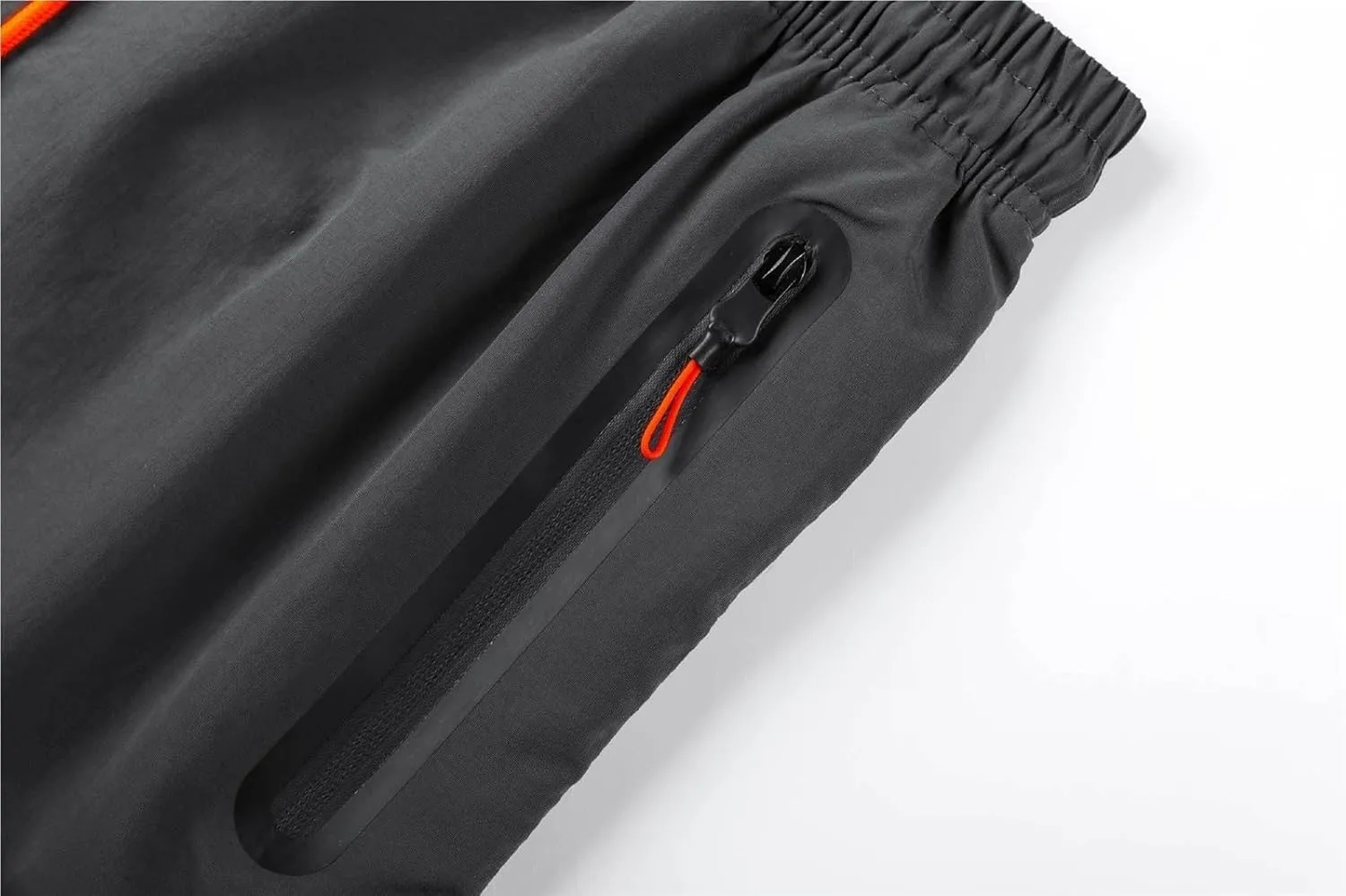 Men Lightweight Athletic Running Shorts Quick Dry Workout Shorts for Gym Shorts Hiking with Zipper Pockets